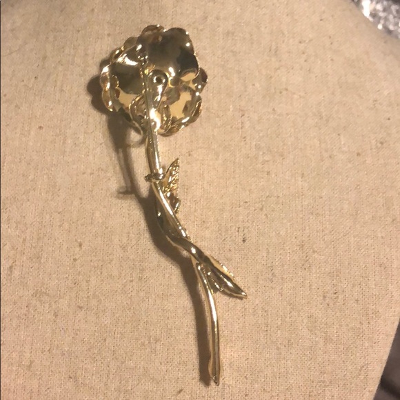 1940’s Coro flower broach - Picture 2 of 2